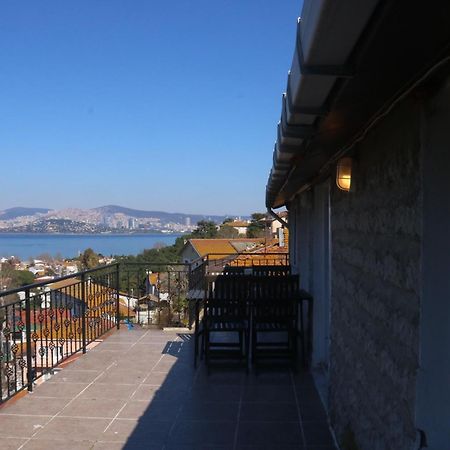 جزر الأمراء Bueyuekada Apart Hotel - Karadag Apart المظهر الخارجي الصورة