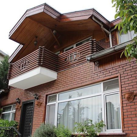 جزر الأمراء Bueyuekada Apart Hotel - Karadag Apart المظهر الخارجي الصورة