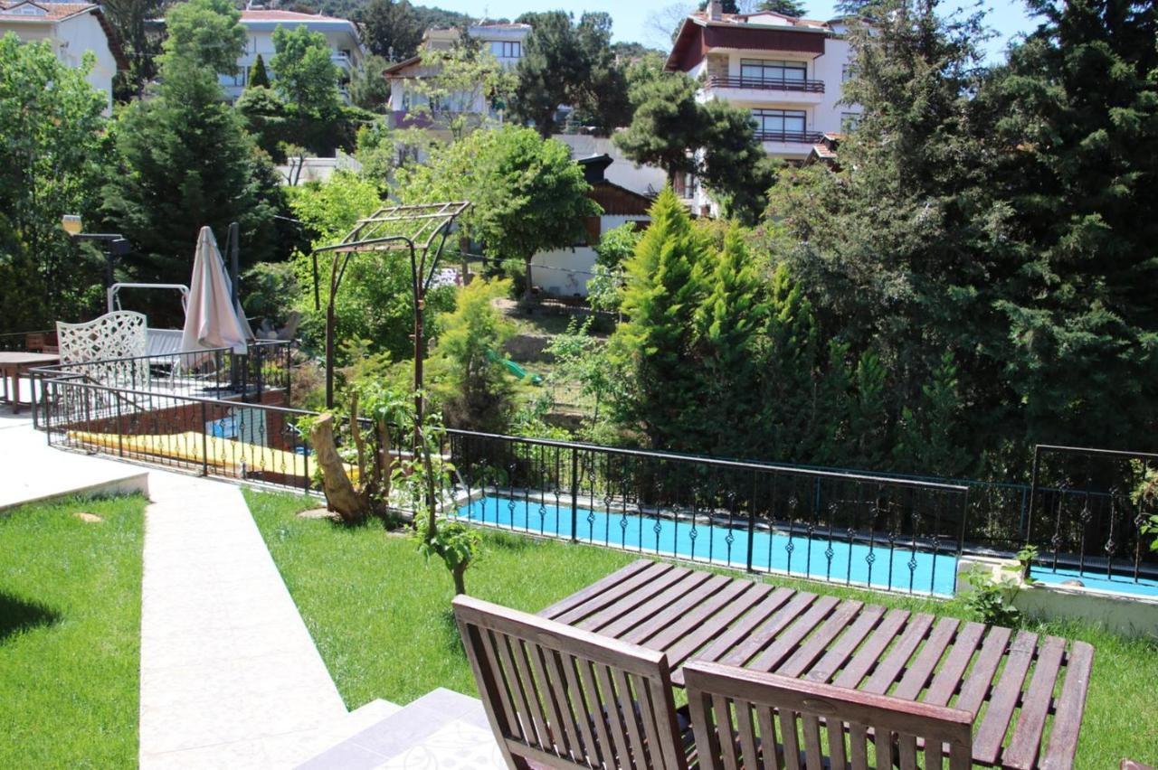 جزر الأمراء Bueyuekada Apart Hotel - Karadag Apart المظهر الخارجي الصورة