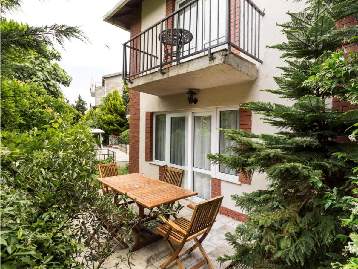 جزر الأمراء Bueyuekada Apart Hotel - Karadag Apart المظهر الخارجي الصورة