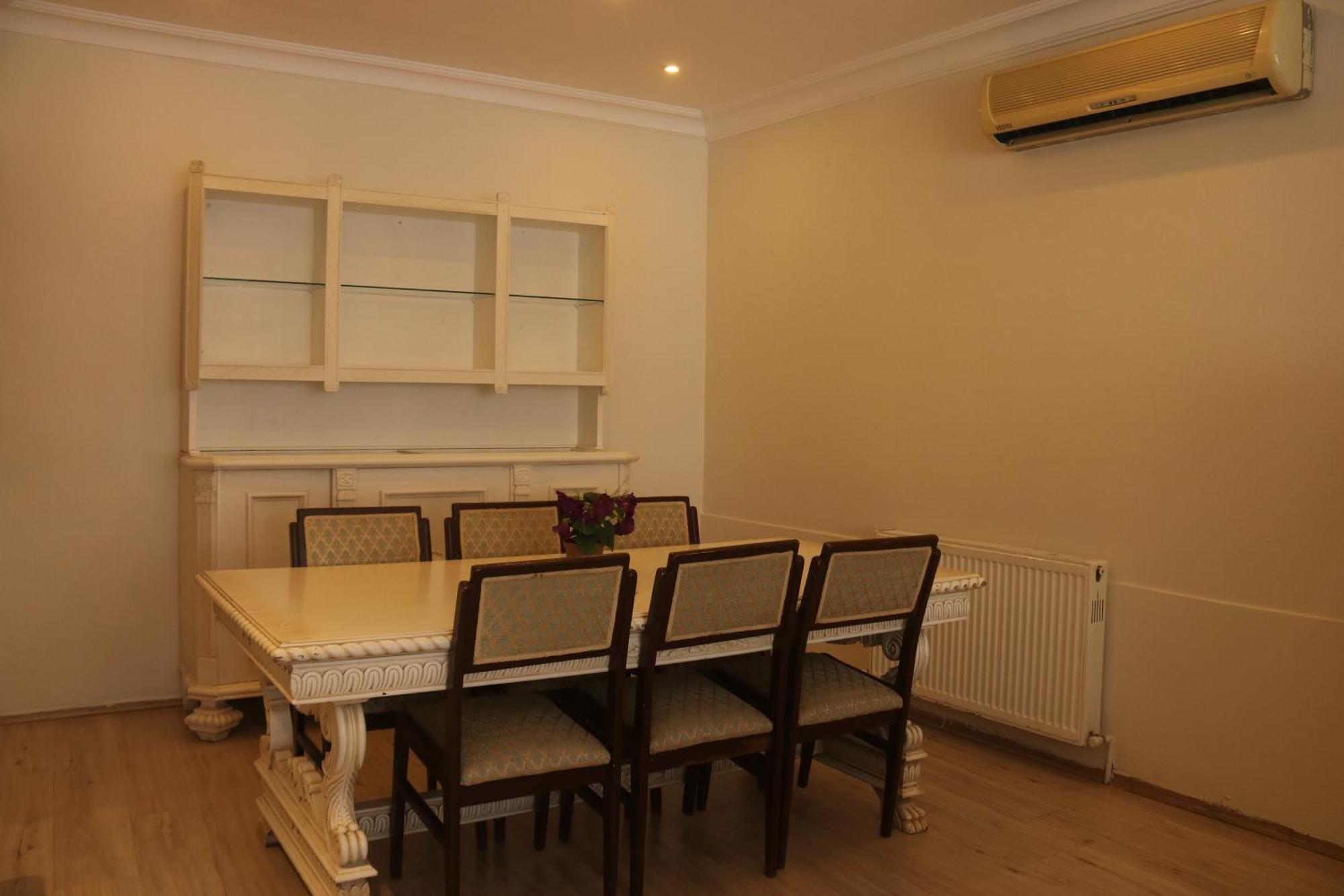 جزر الأمراء Bueyuekada Apart Hotel - Karadag Apart المظهر الخارجي الصورة