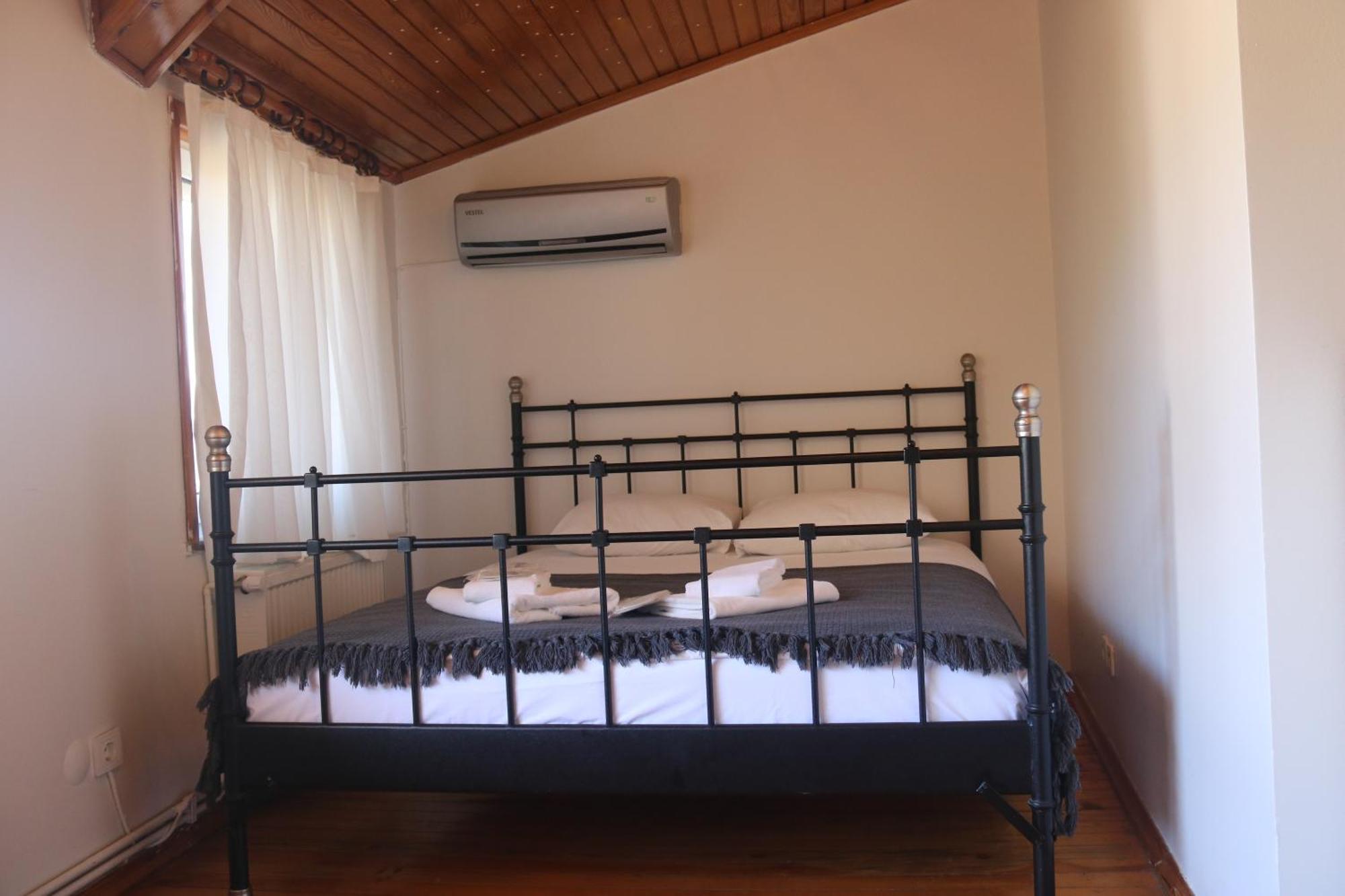 جزر الأمراء Bueyuekada Apart Hotel - Karadag Apart المظهر الخارجي الصورة