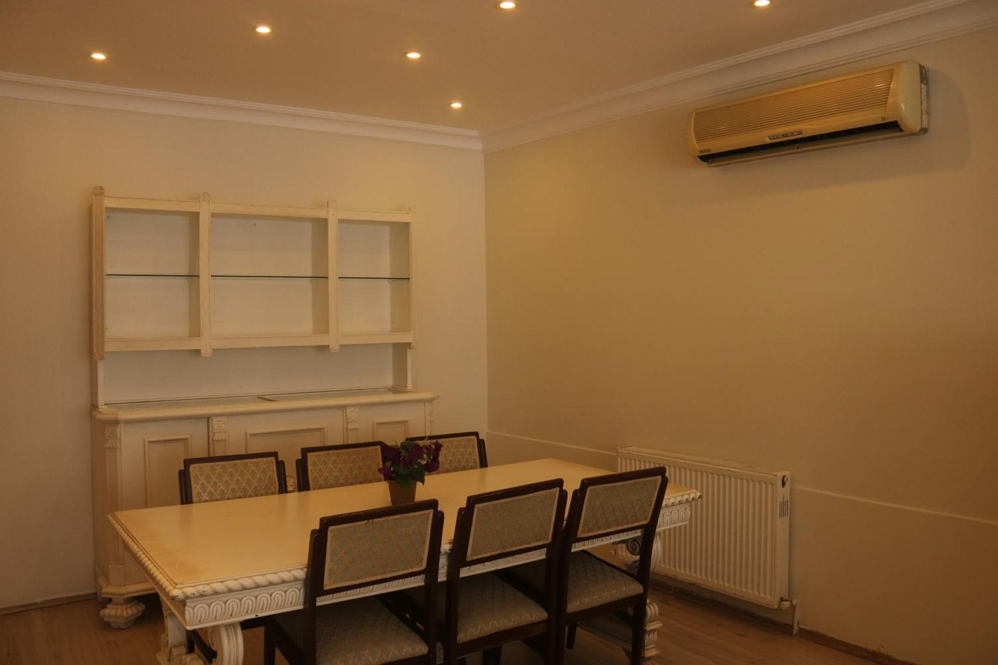 جزر الأمراء Bueyuekada Apart Hotel - Karadag Apart المظهر الخارجي الصورة
