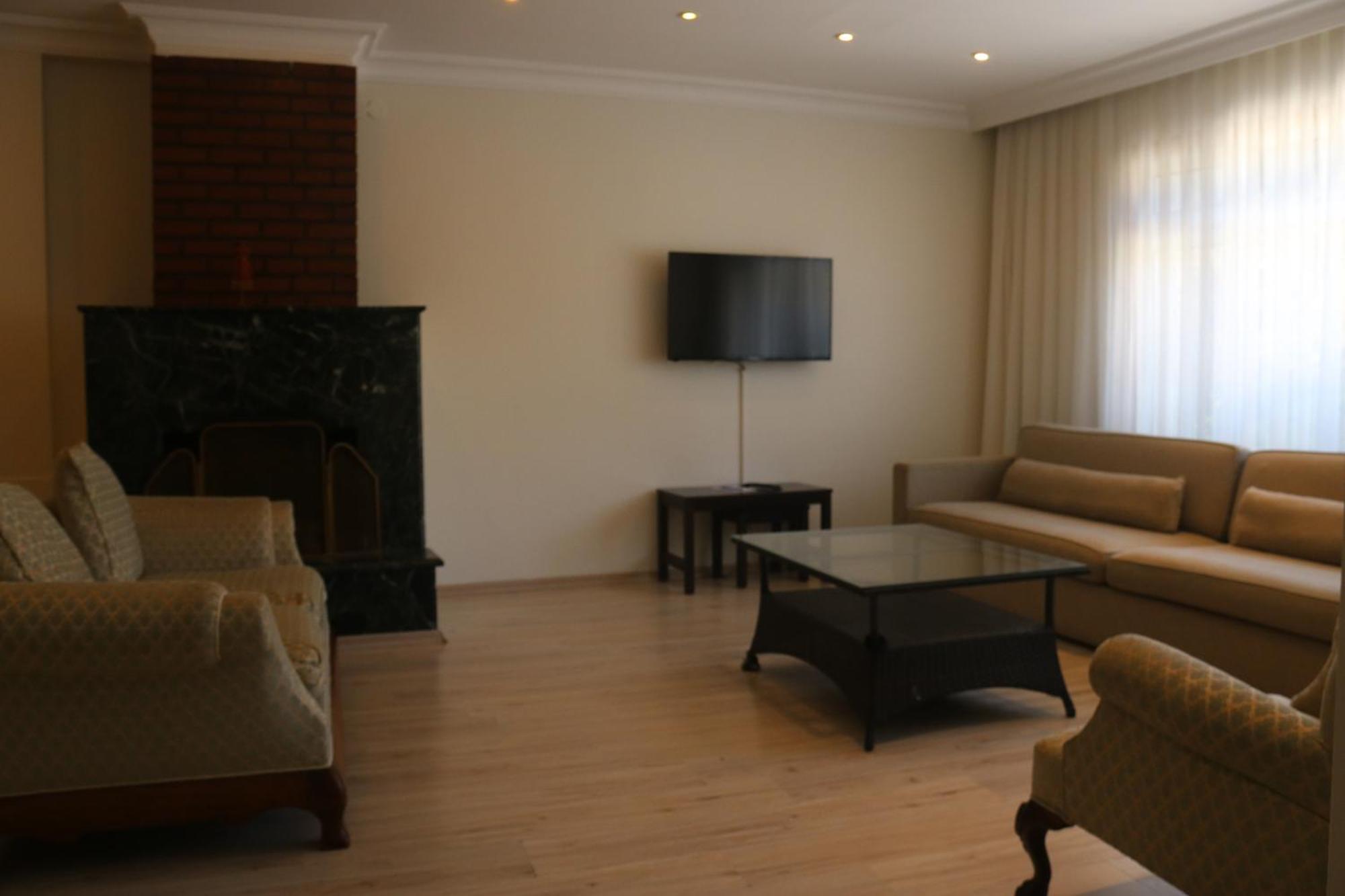 جزر الأمراء Bueyuekada Apart Hotel - Karadag Apart المظهر الخارجي الصورة