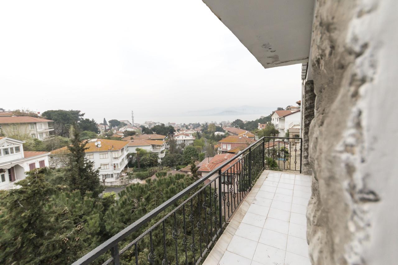 جزر الأمراء Bueyuekada Apart Hotel - Karadag Apart المظهر الخارجي الصورة