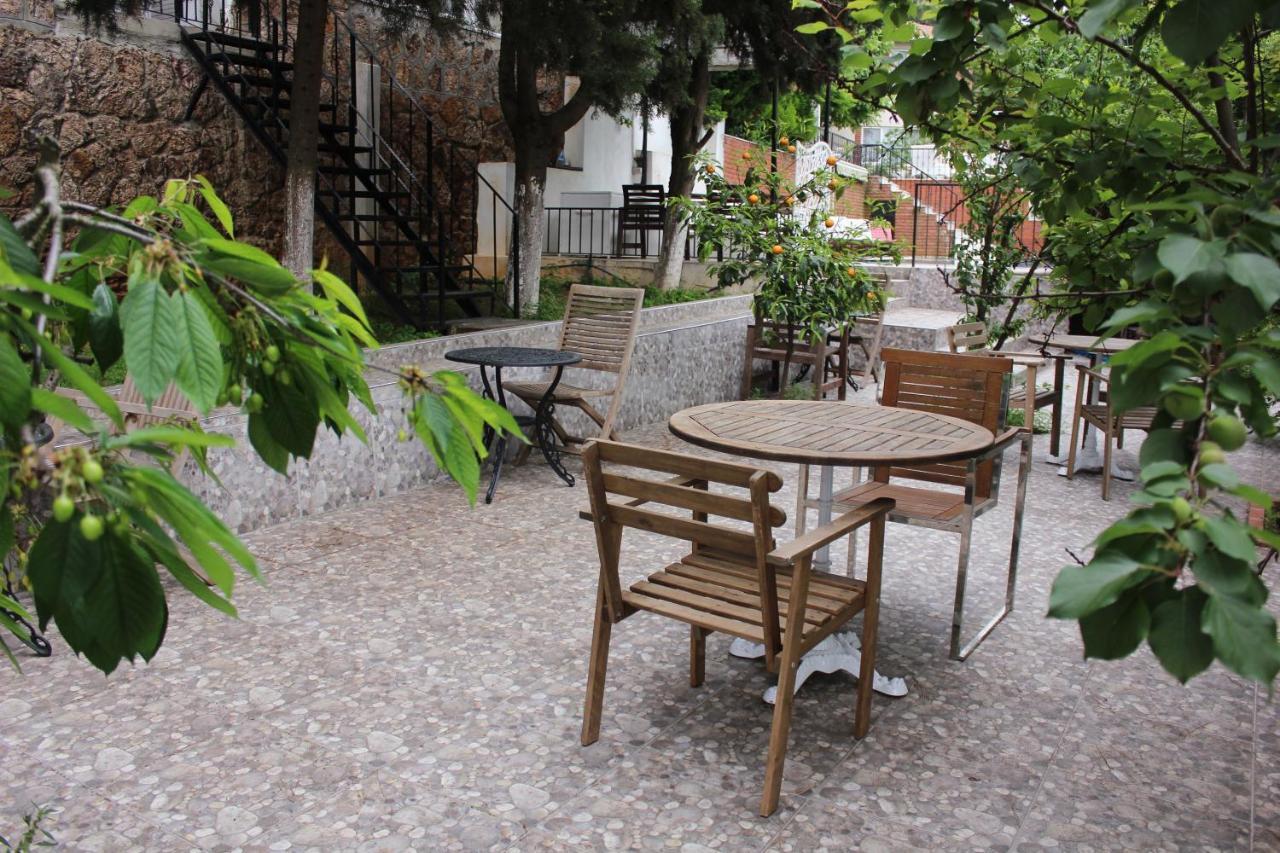 جزر الأمراء Bueyuekada Apart Hotel - Karadag Apart المظهر الخارجي الصورة
